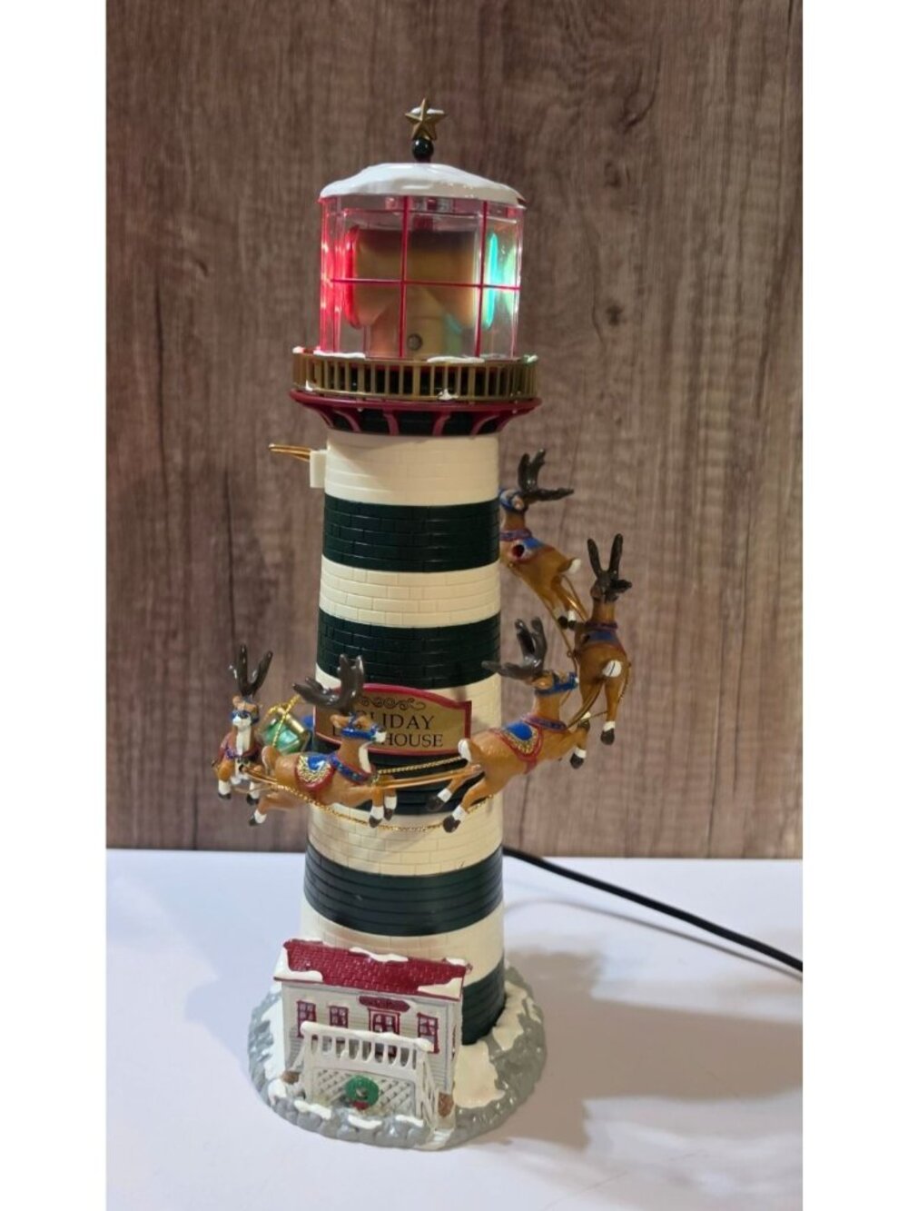 Vintage 1996 Mr Christmas Holiday Lighthouse Animated Model 49809 Works Tabletop